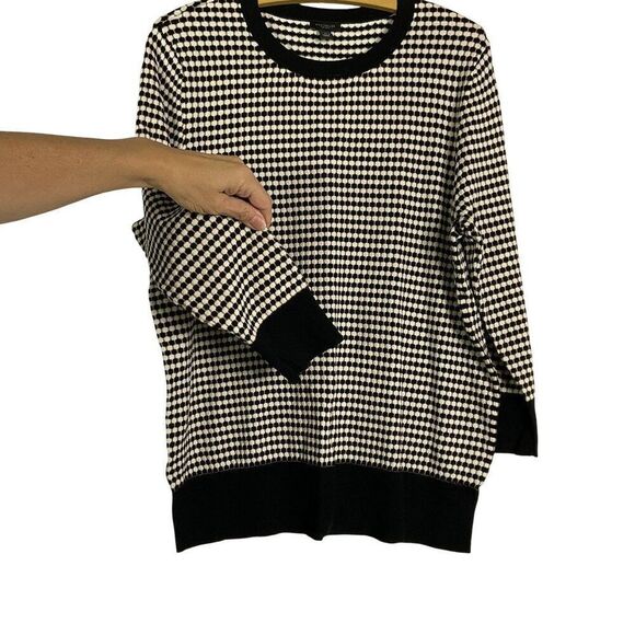 NWT Ann Taylor Factory Patterned, Crewneck Sweater, XL, 3/4 sleeves, tan/blue - Picture 2 of 9